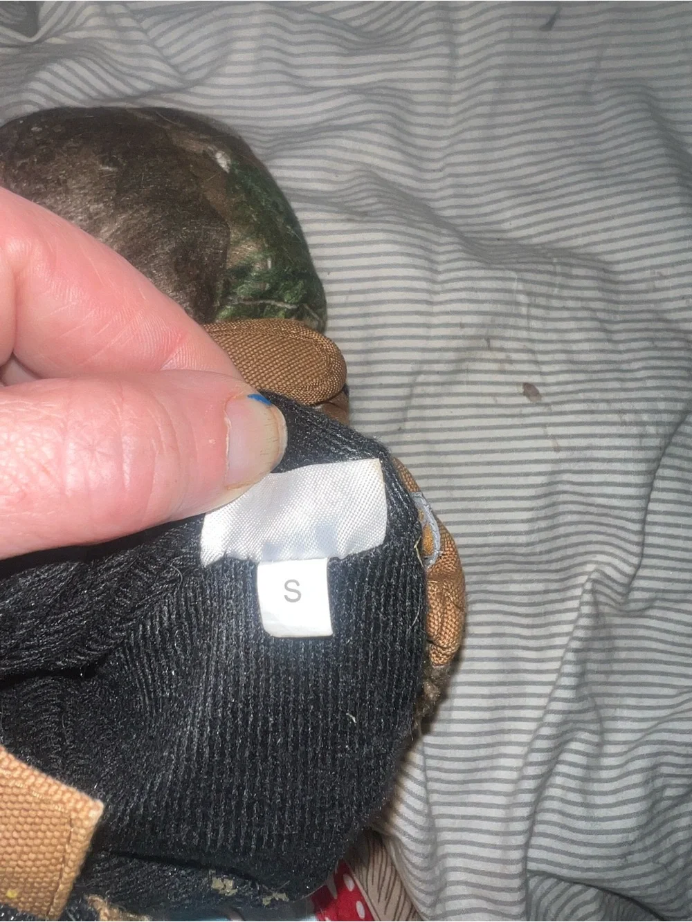 Carhartt Camo and Tan Work Mittens with Logo Patch